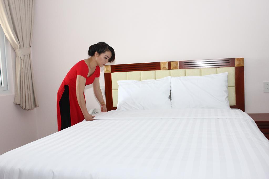 Hoang Ngoc Hotel بلايكو الغرفة الصورة
